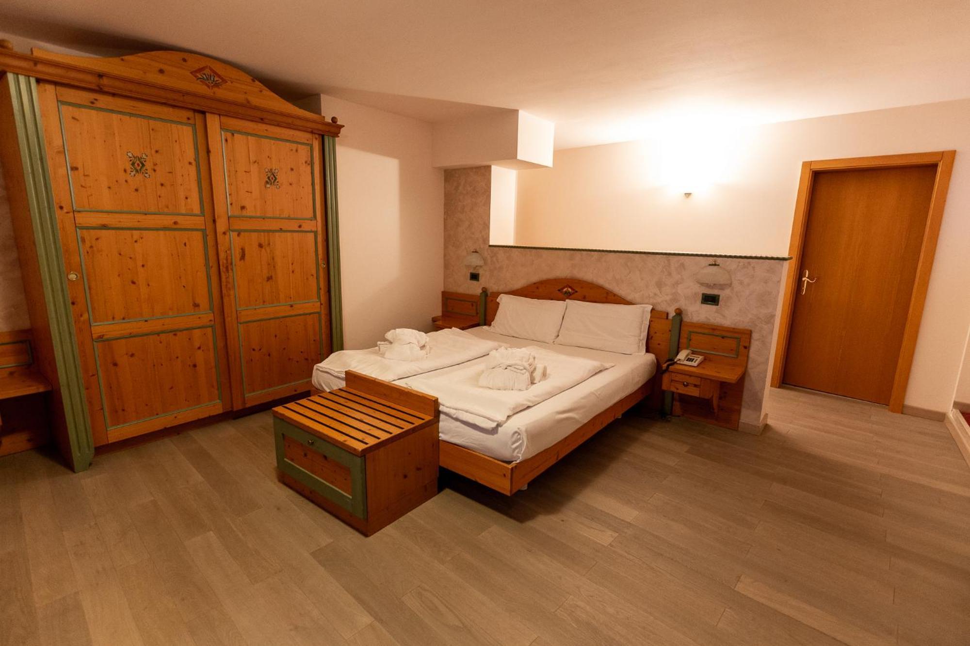 Alpen Garten Hotel Margherita Rumo Esterno foto
